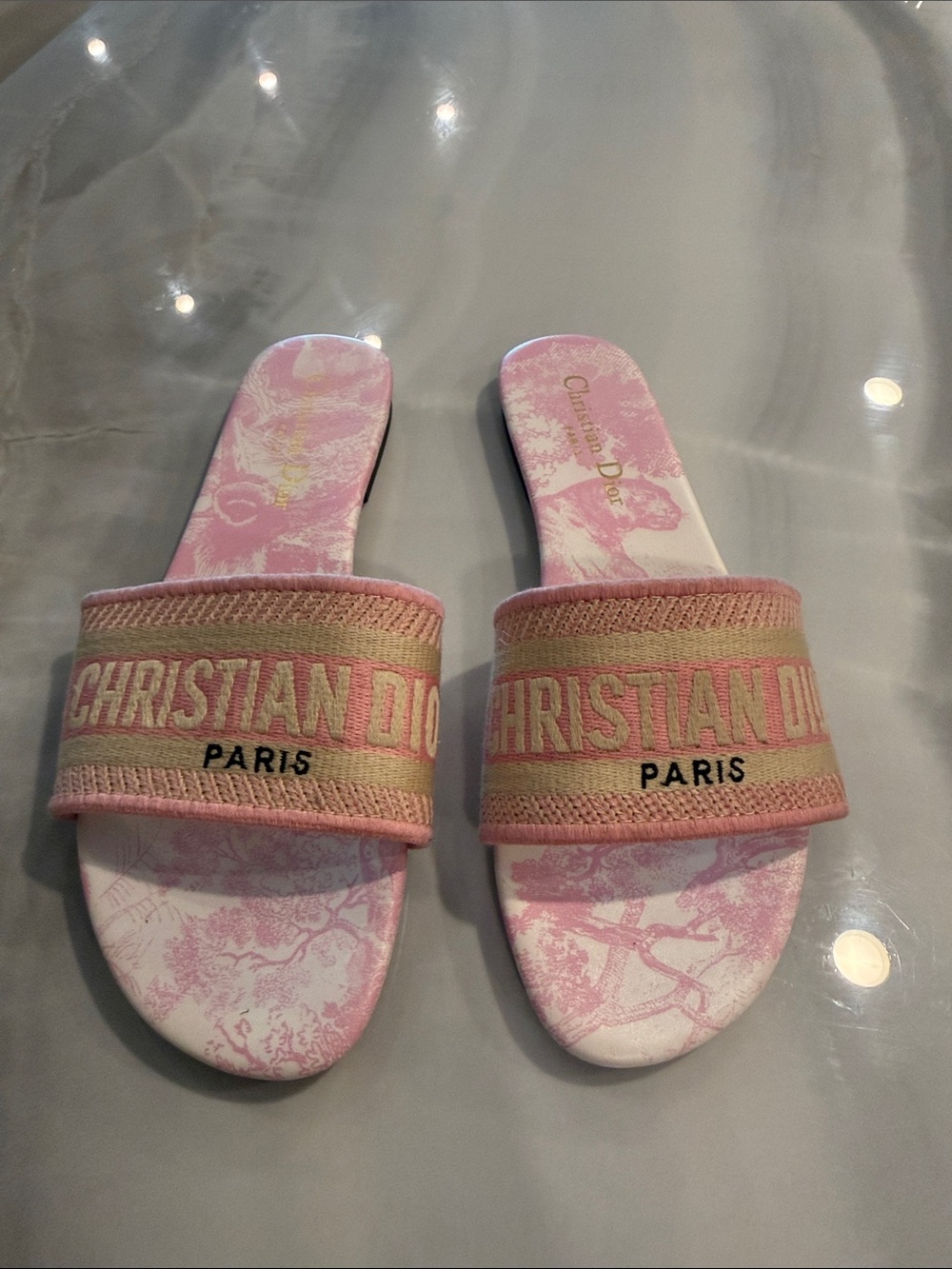 Pink sandal mules 
Size 40